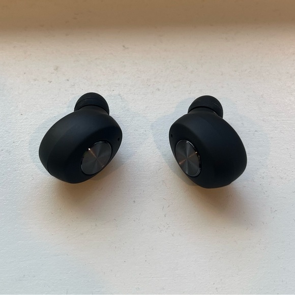 Sudio Tolv wireless bluetooth earbuds - Picture 5 of 9